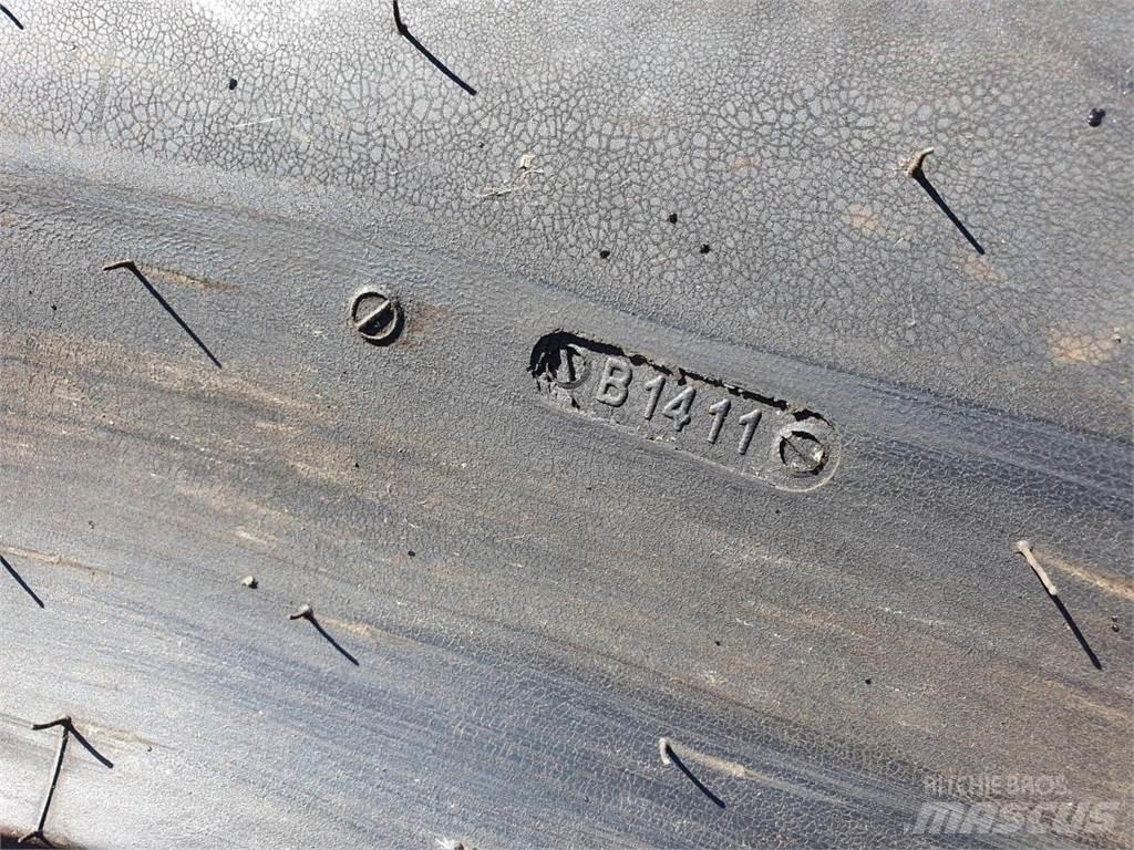 BKT 420/85R30 タイヤ、ホイル、リム