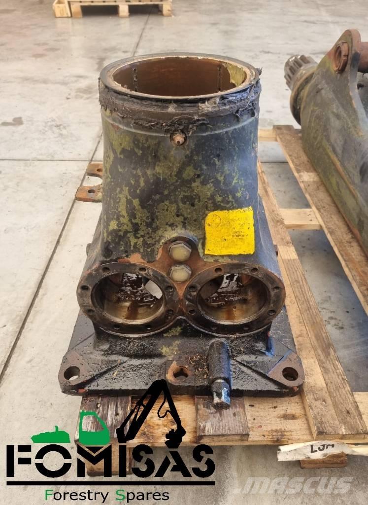 Loglift 751F65R Base フォワーダクレーン