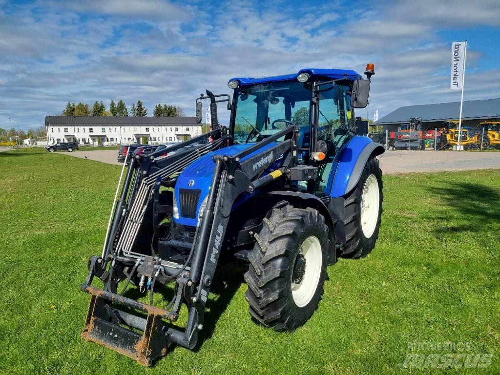 New Holland TD 5.85 トラクター