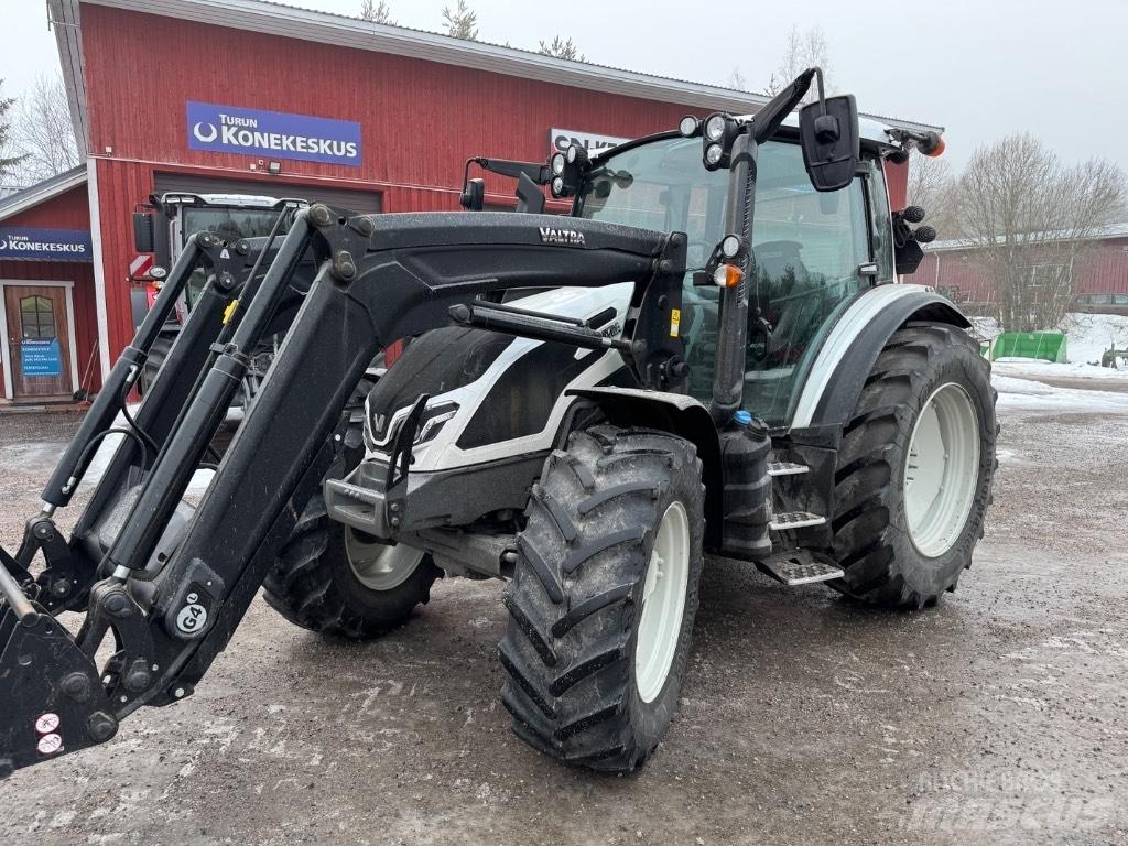 Valtra G 115 Active トラクター