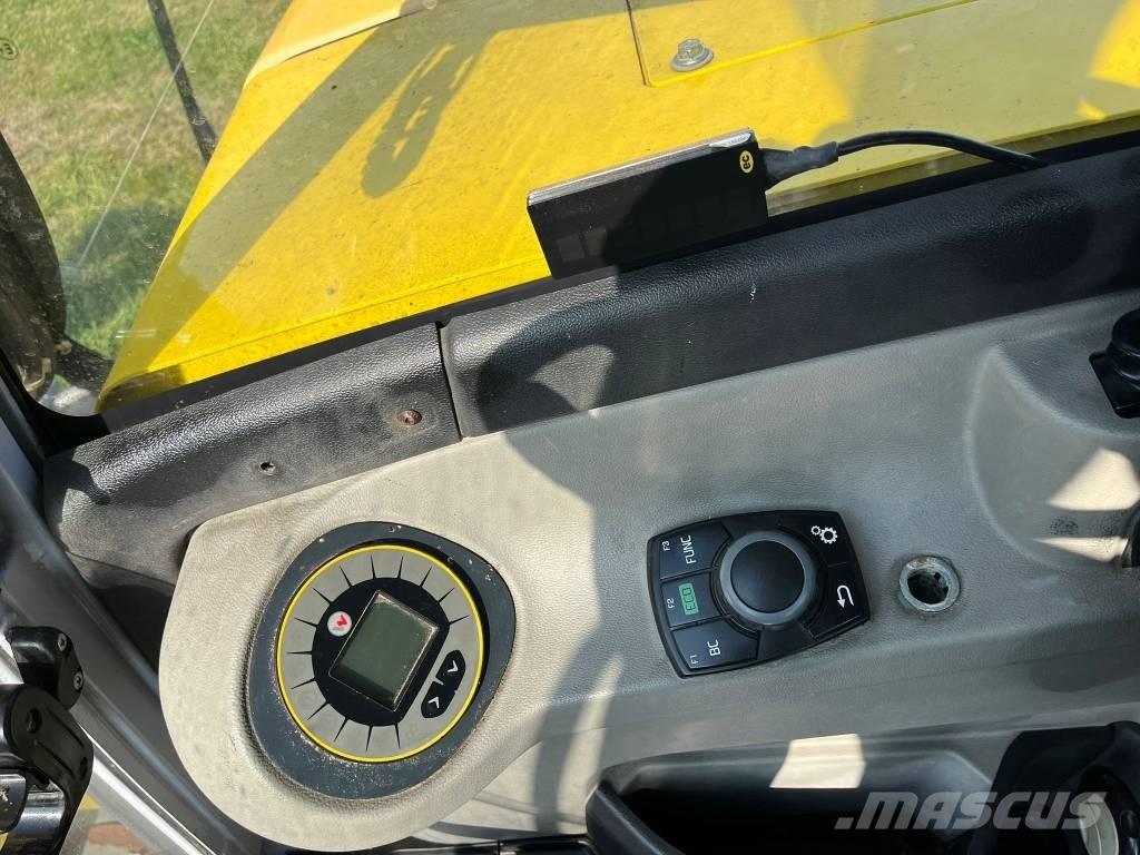 Wacker Neuson EW 100 ホイール式油圧ショベル（パワーショベル・ユンボ・バックホー）