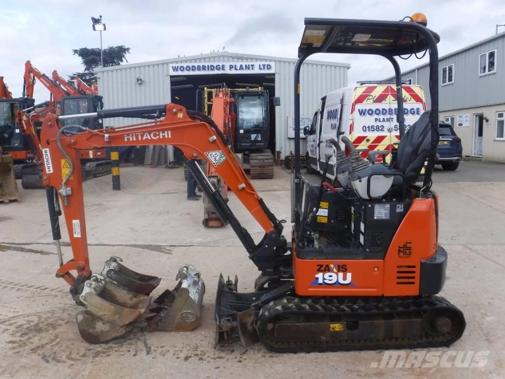 Hitachi ZX 19 U-6 ミニ油圧ショベル 7t以下（ミニユンボ・ミニディガー）