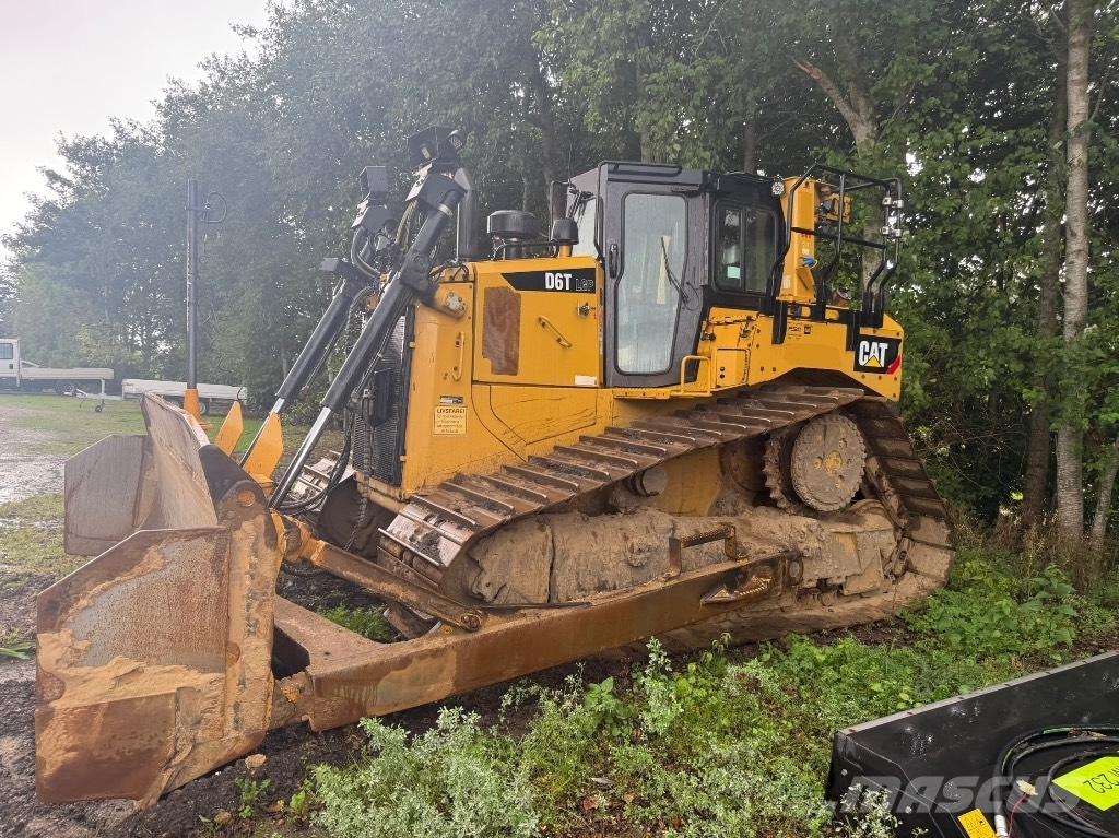 CAT D 6 T LGP ブルドーザー