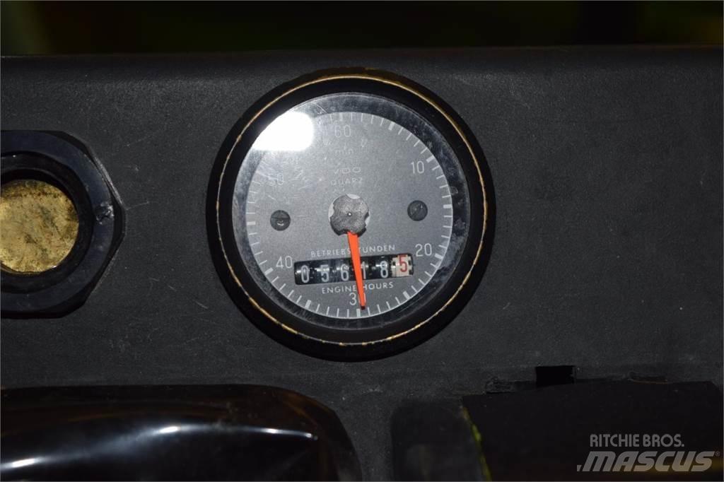 CLAAS Jaguar 860 自走式フォレージハーベスター