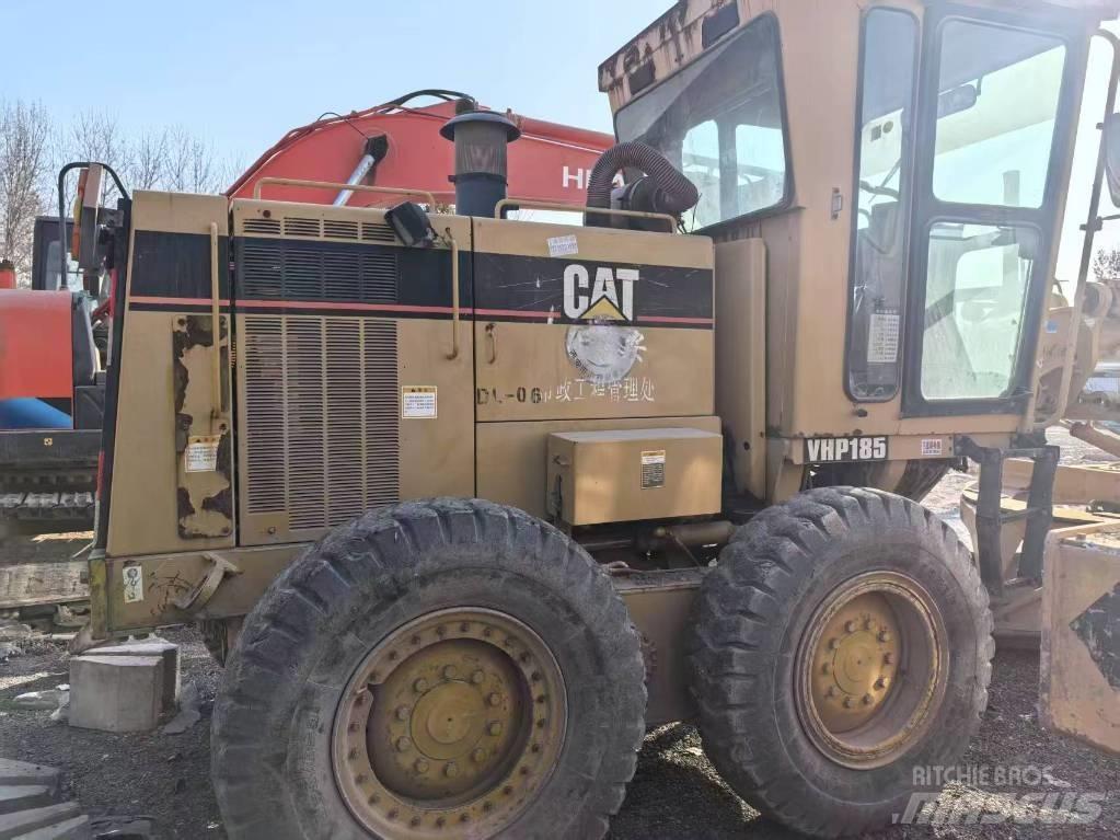 CAT 140 H モーターグレーダー
