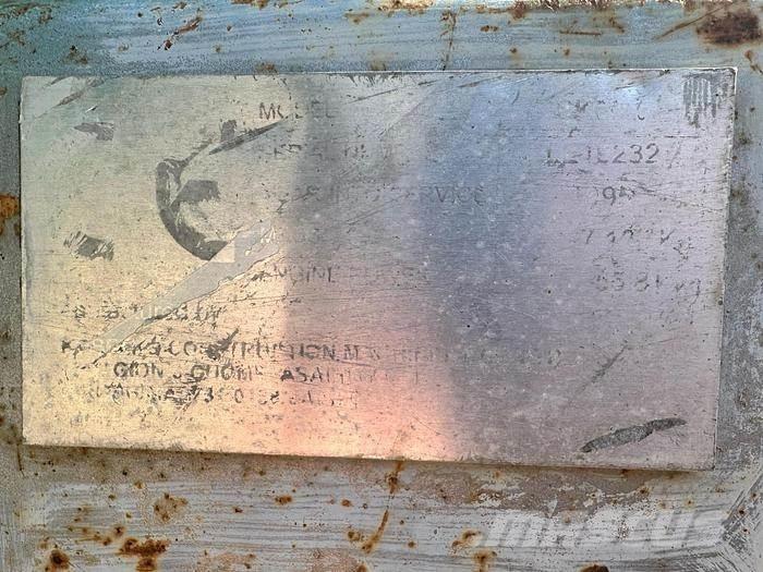 Kobelco SK60 特殊油圧ショベル