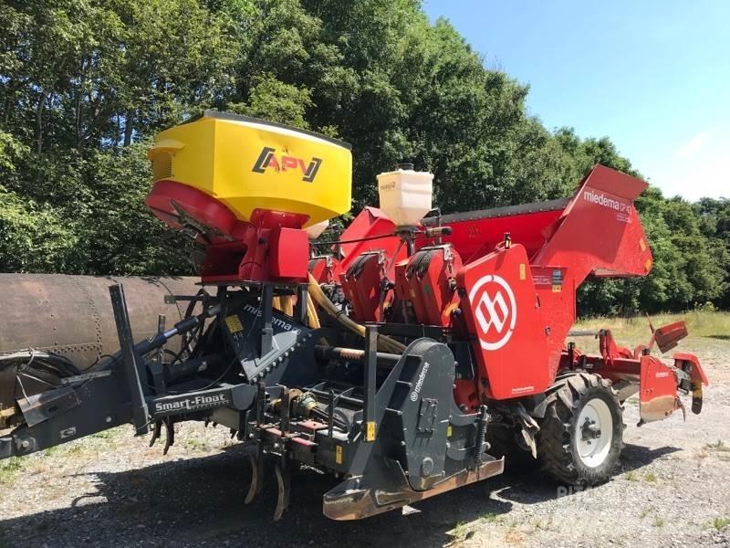 Miedema CP42 P 75H ジャガイモ播種機