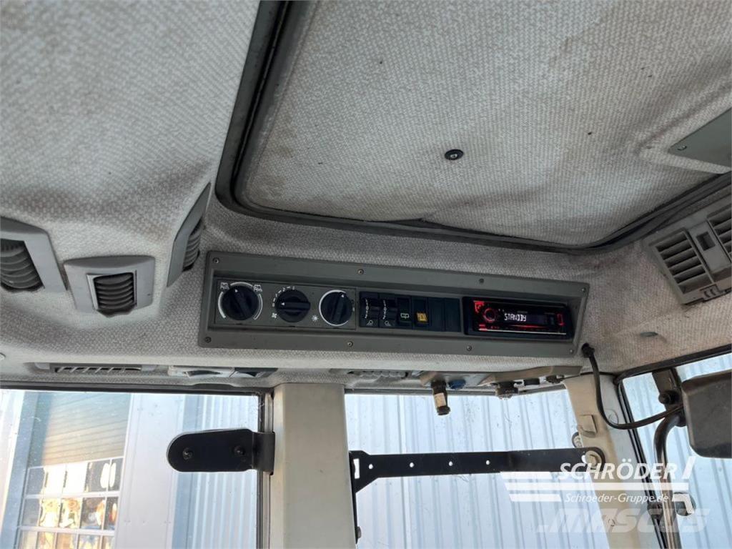 Fendt 714 VARIO トラクター