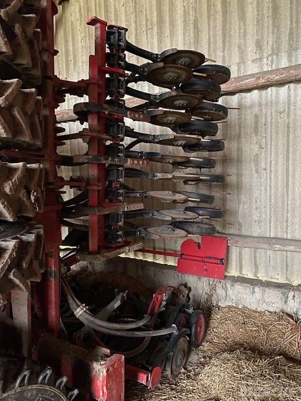 Horsch Focus 6 TD コンビネーションドリル