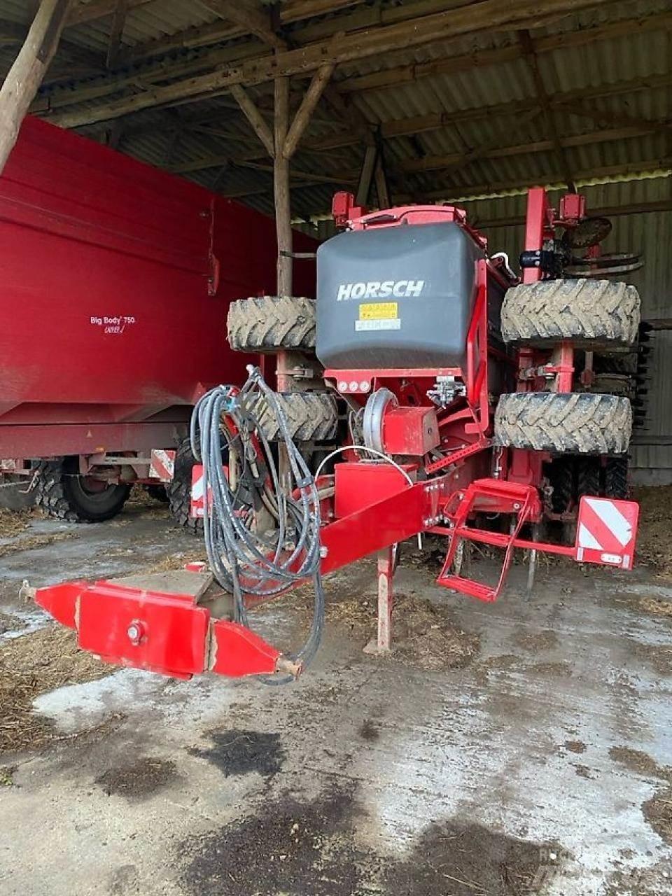 Horsch Focus 6 TD コンビネーションドリル