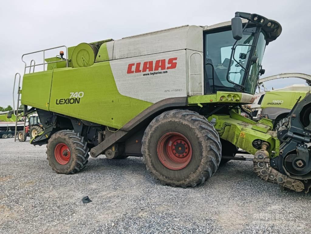 CLAAS Lexion 740 コンバイン