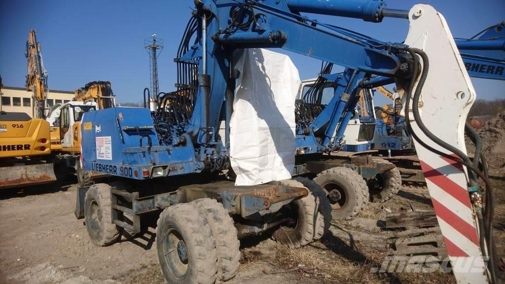 Liebherr A900-C ホイール式油圧ショベル（パワーショベル・ユンボ・バックホー）