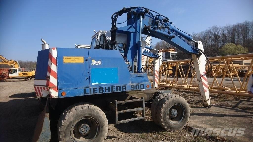 Liebherr A900-C ホイール式油圧ショベル（パワーショベル・ユンボ・バックホー）