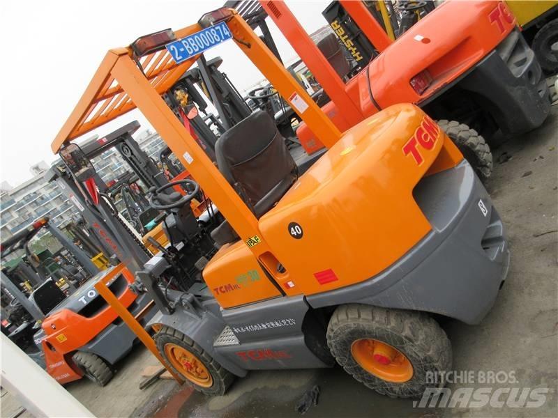 TCM FD 30 ディーゼル・軽油