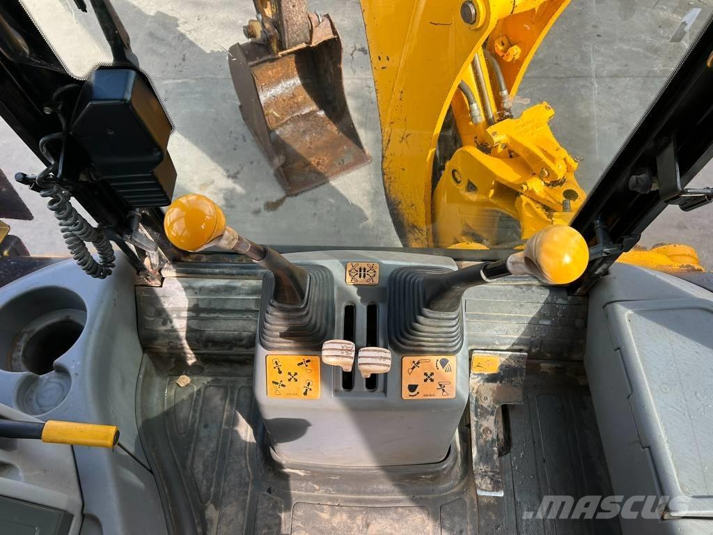 JCB 3 CX バックホーローダー