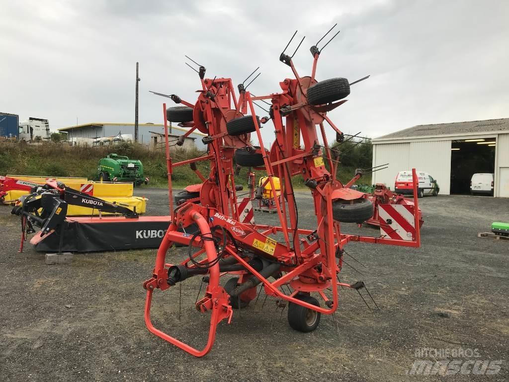Kuhn GF 8702 テッダー・テッダーレーキ