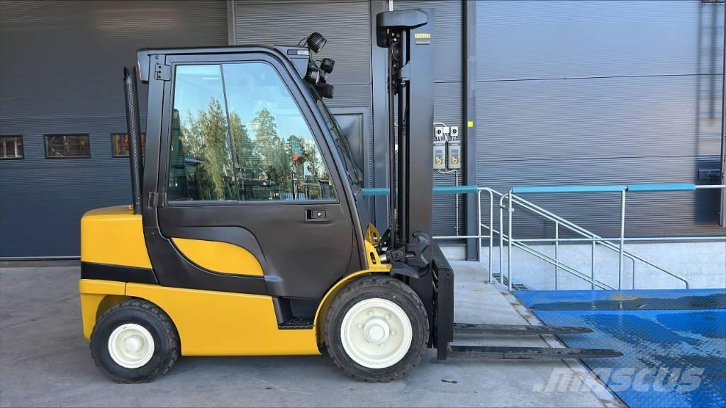 Yale GDP 30 VX ディーゼル・軽油