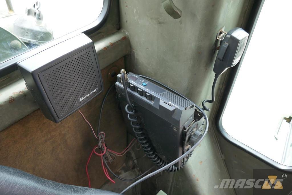 CAT 130G Ex-army モーターグレーダー