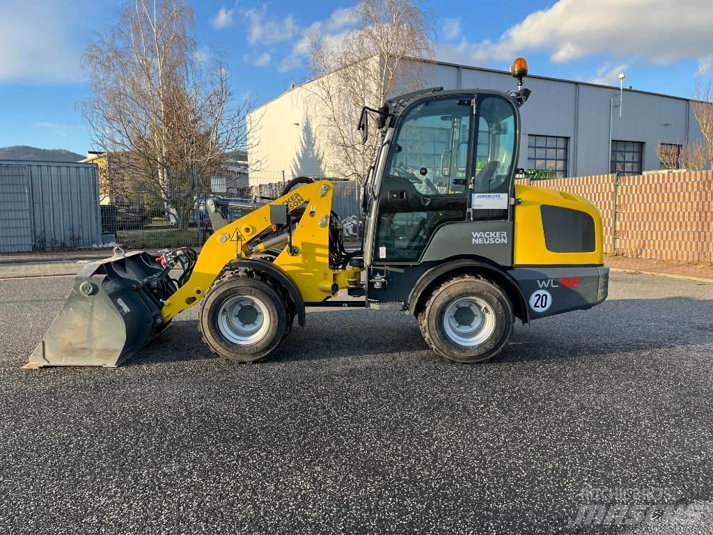Wacker Neuson WL 32 ホイールローダー・タイヤショベル