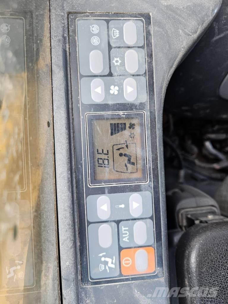 CAT 323 大型油圧ショベル12t以上（パワーショベル・ユンボ）