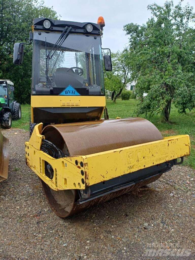 Wacker Neuson ET 90 中型油圧ショベル 7ｔ-12ｔ（ユンボ・パワーショベル・バックホー）