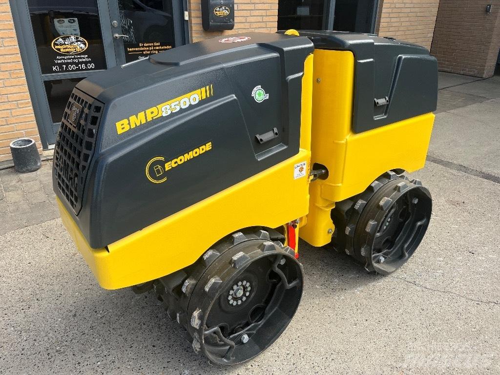 Bomag BMP 8500 プレートコンパクター