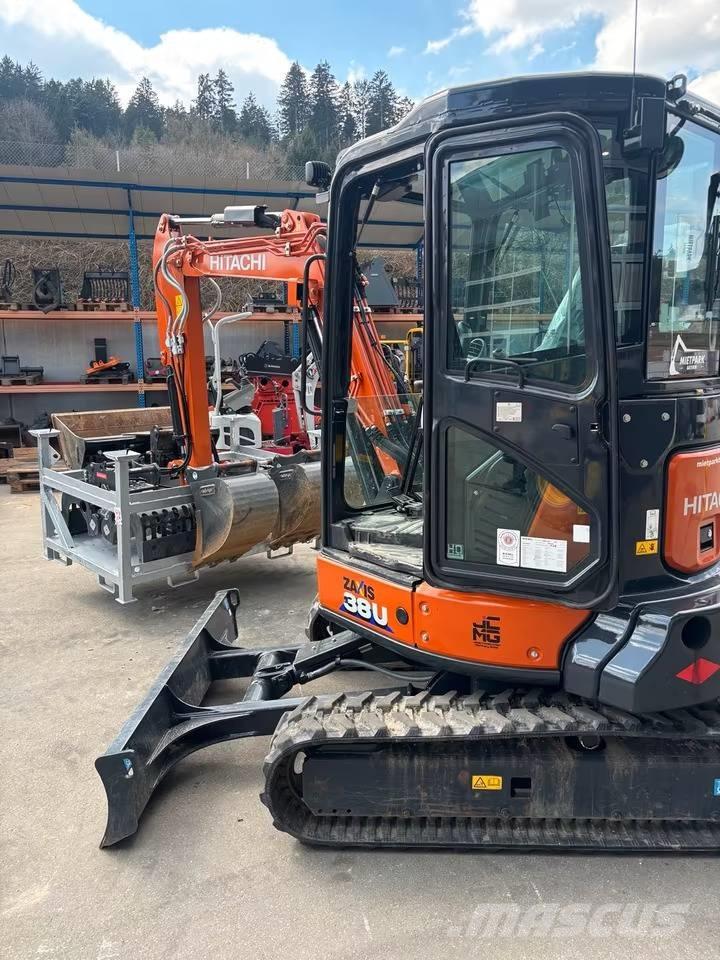 Hitachi ZX38U P-Line ミニ油圧ショベル 7t以下（ミニユンボ・ミニディガー）