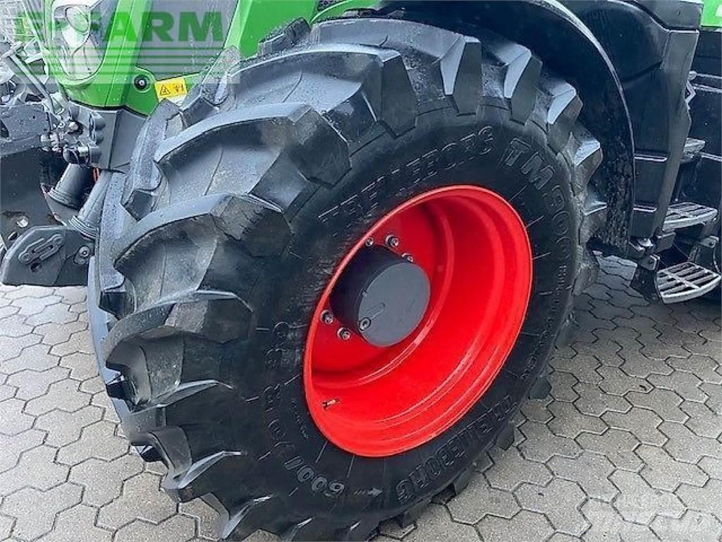 Fendt 828 s4 profi+ トラクター