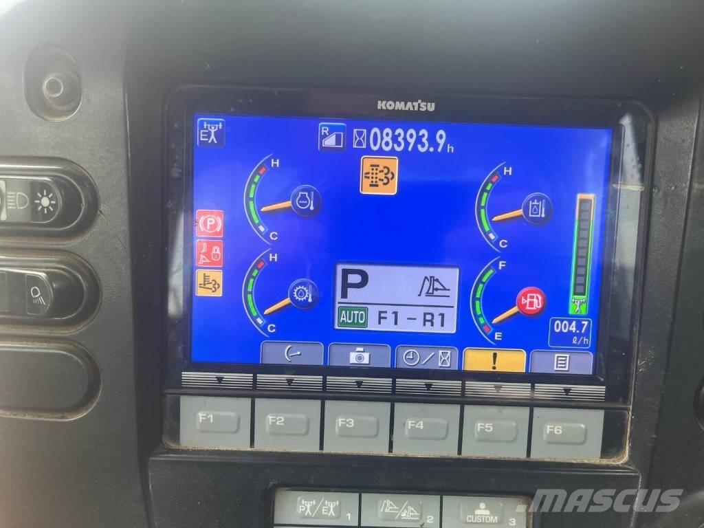 Komatsu 65 PX-17 ブルドーザー