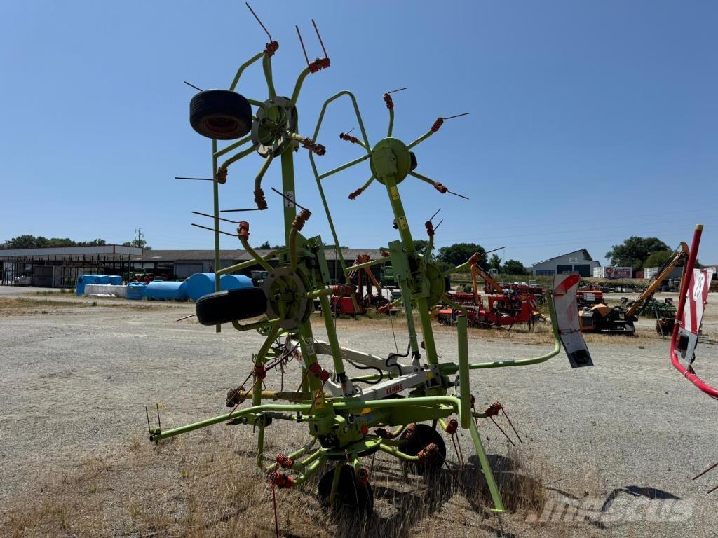 CLAAS VOLTO 670 テッダー・テッダーレーキ