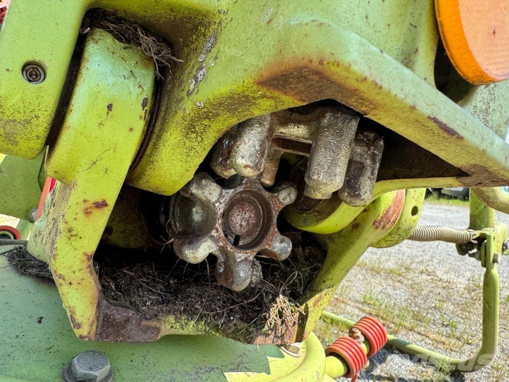 CLAAS VOLTO 670 テッダー・テッダーレーキ