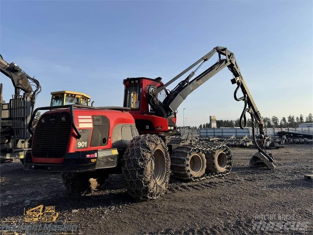 Komatsu 901 ハーベスター
