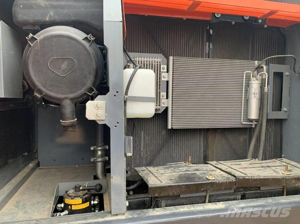 Hitachi ZX 200-3 大型油圧ショベル12t以上（パワーショベル・ユンボ）
