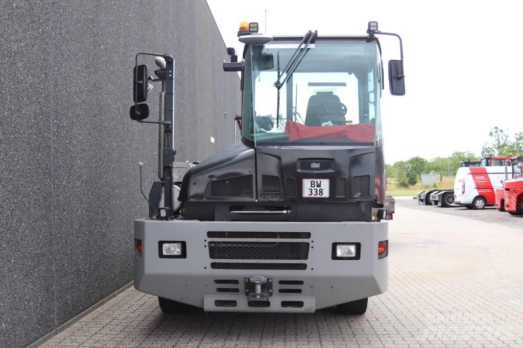 Kalmar TR 618 i ターミナルトラクター