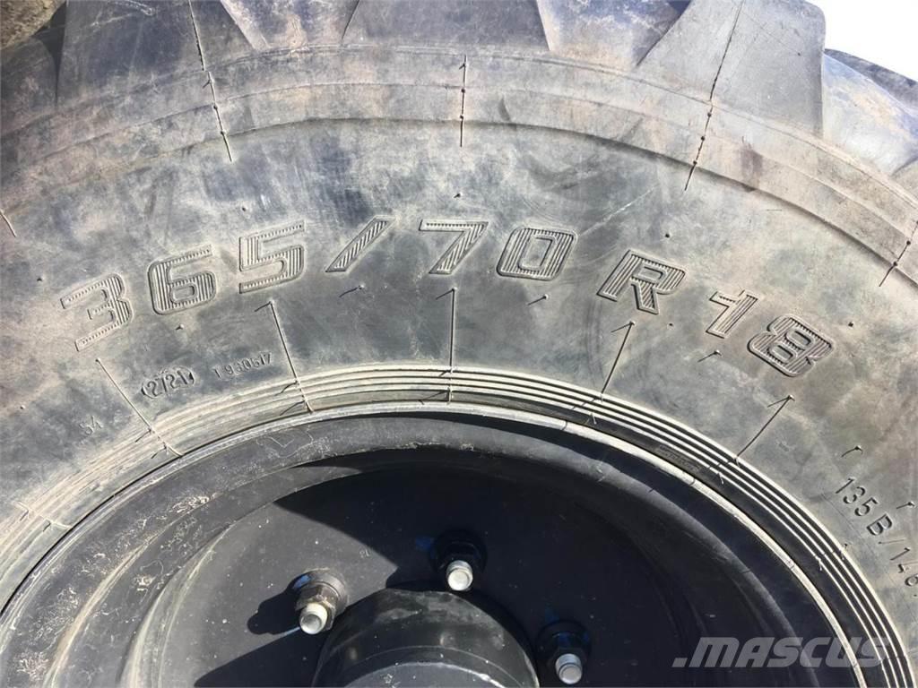 New Holland W50c ホイールローダー・タイヤショベル