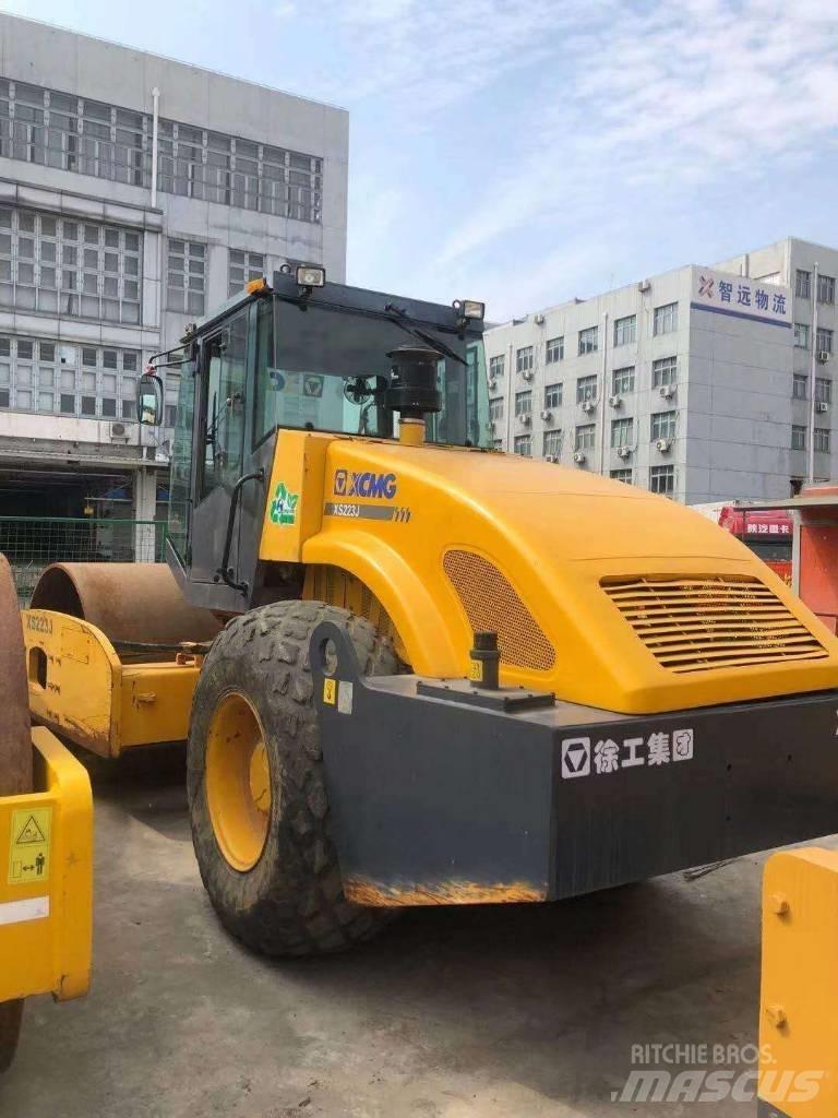 XCMG XS 223 J 振動ローラ