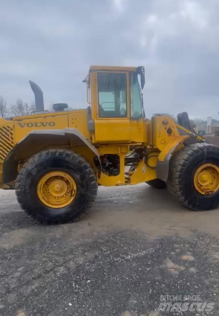 Volvo L 120 E ホイールローダー・タイヤショベル