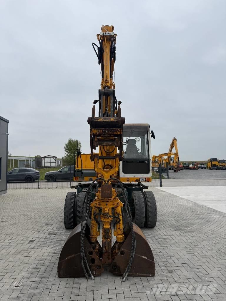 Liebherr A 312 ホイール式油圧ショベル（パワーショベル・ユンボ・バックホー）