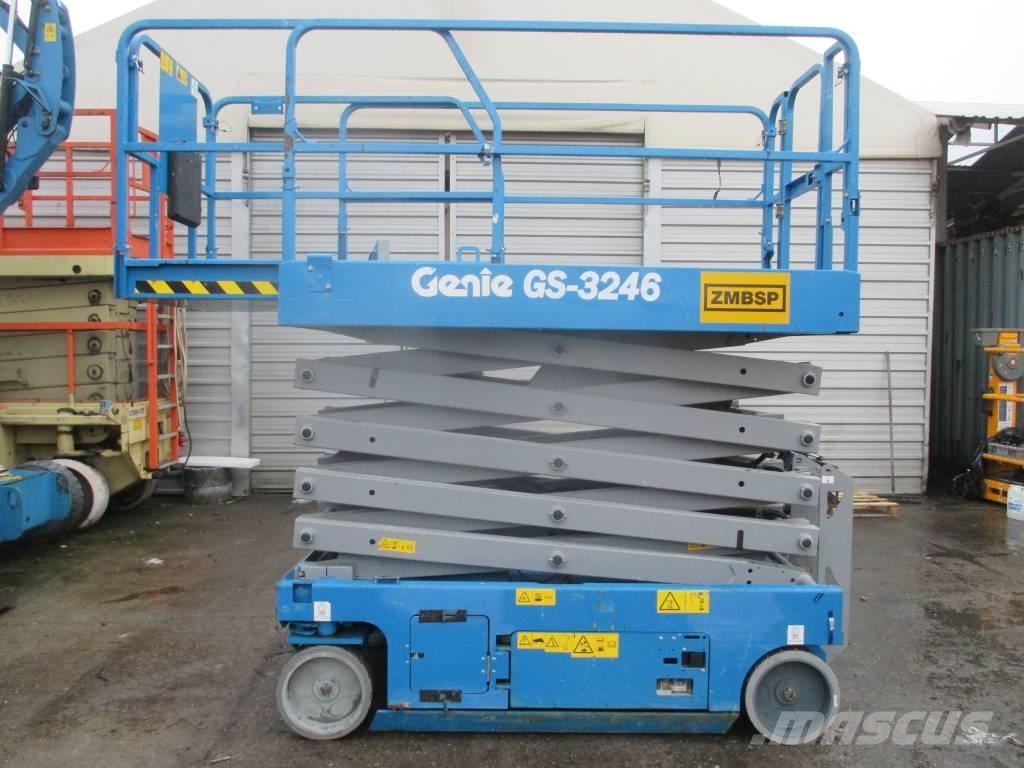 Genie GS 3246 シザースリフト
