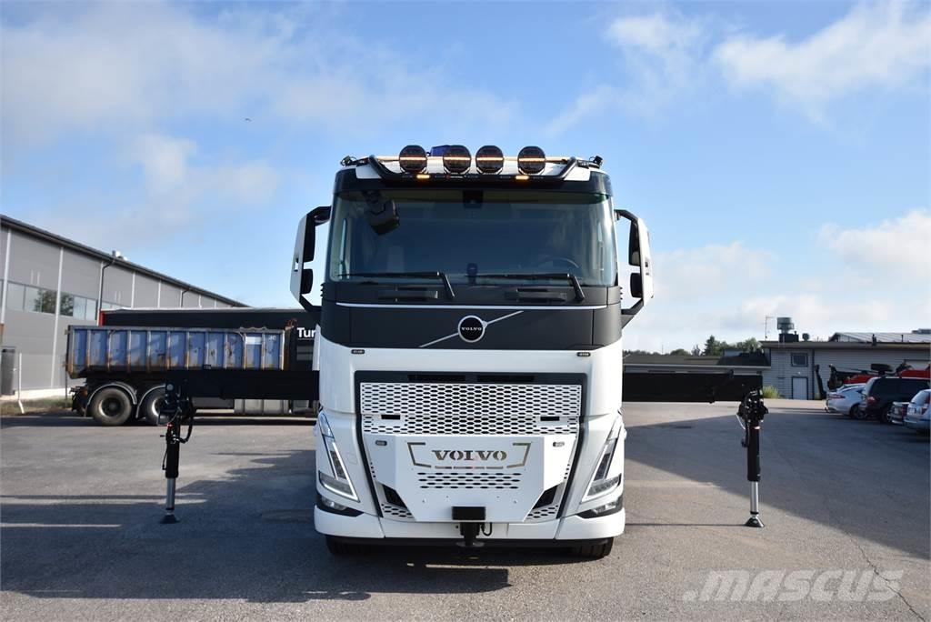 Volvo FH 540 8X4 クレーントラック、ユニック車