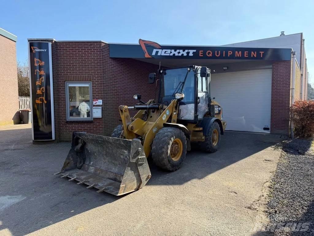CAT 907M ホイールローダー・タイヤショベル