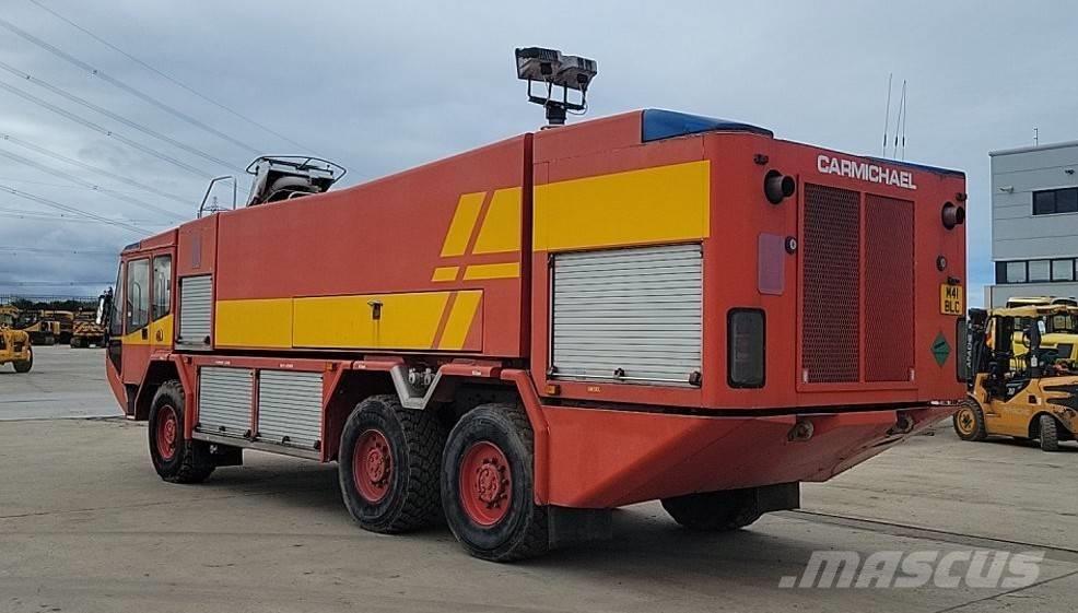  Unipower 6x6 Airport 消防車