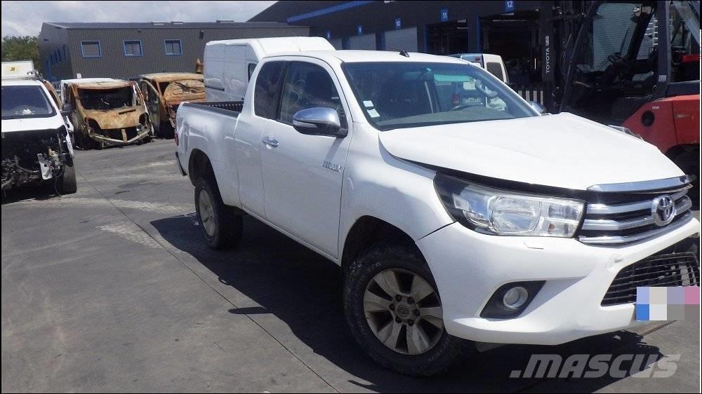 Toyota Hilux 4 ピックアップ／ドロップサイド
