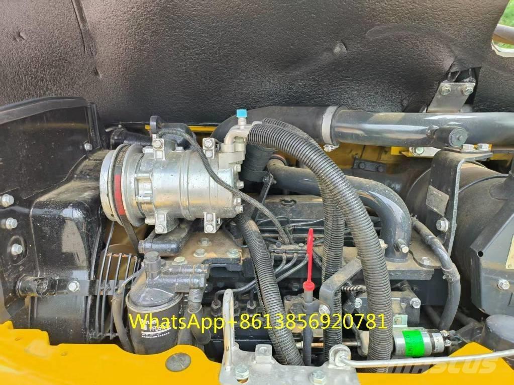 Komatsu PC 78 US ミニ油圧ショベル 7t以下（ミニユンボ・ミニディガー）