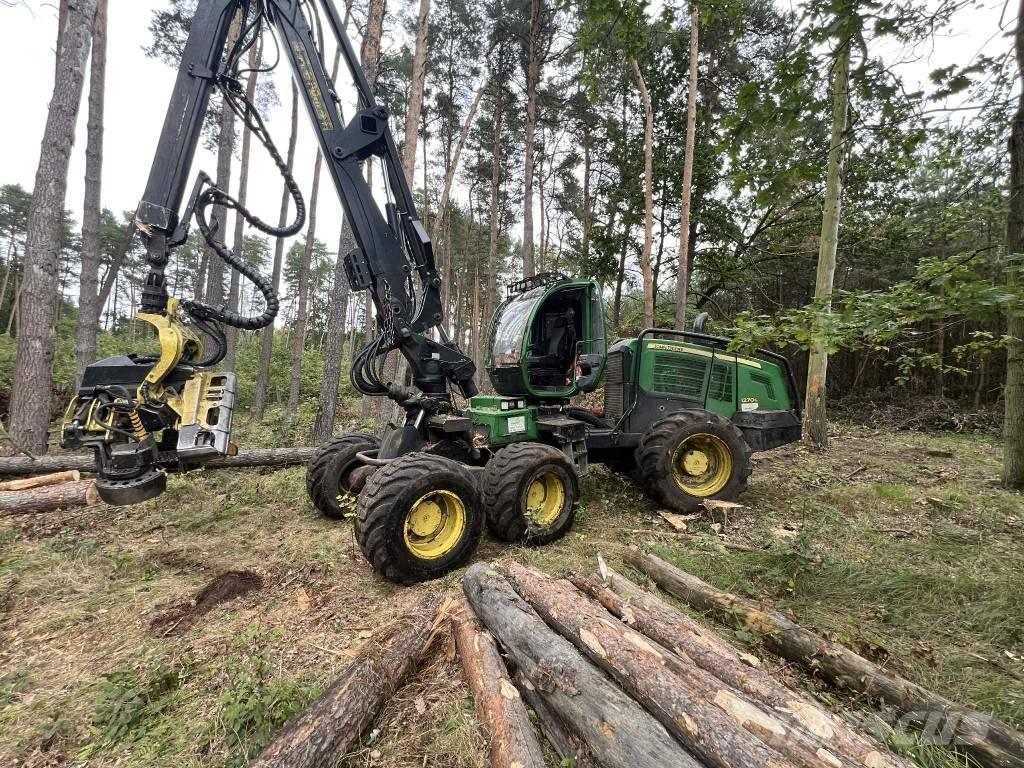 John Deere 1270 G ハーベスター