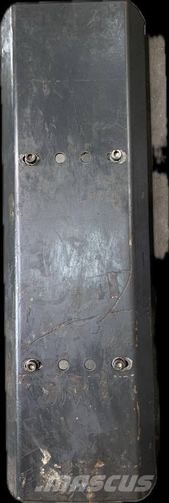 Ponsse Bison 油圧機