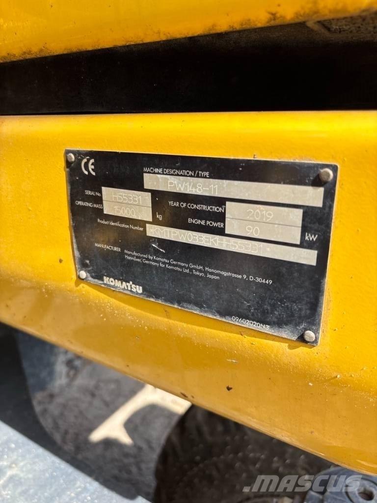 Komatsu PW 148-11 ホイール式油圧ショベル（パワーショベル・ユンボ・バックホー）