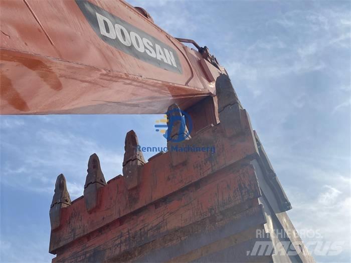 Doosan DX 380 LC 大型油圧ショベル12t以上（パワーショベル・ユンボ）