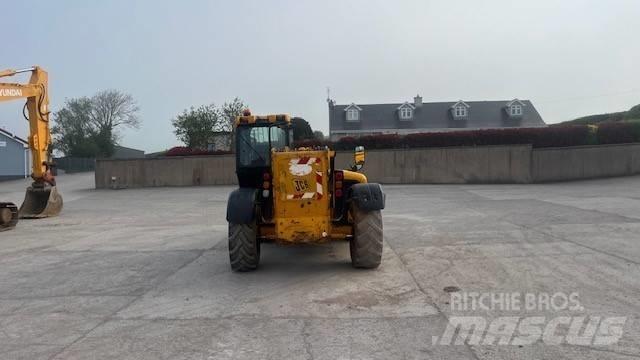 JCB 537-135 テレスコーピックハンドラー