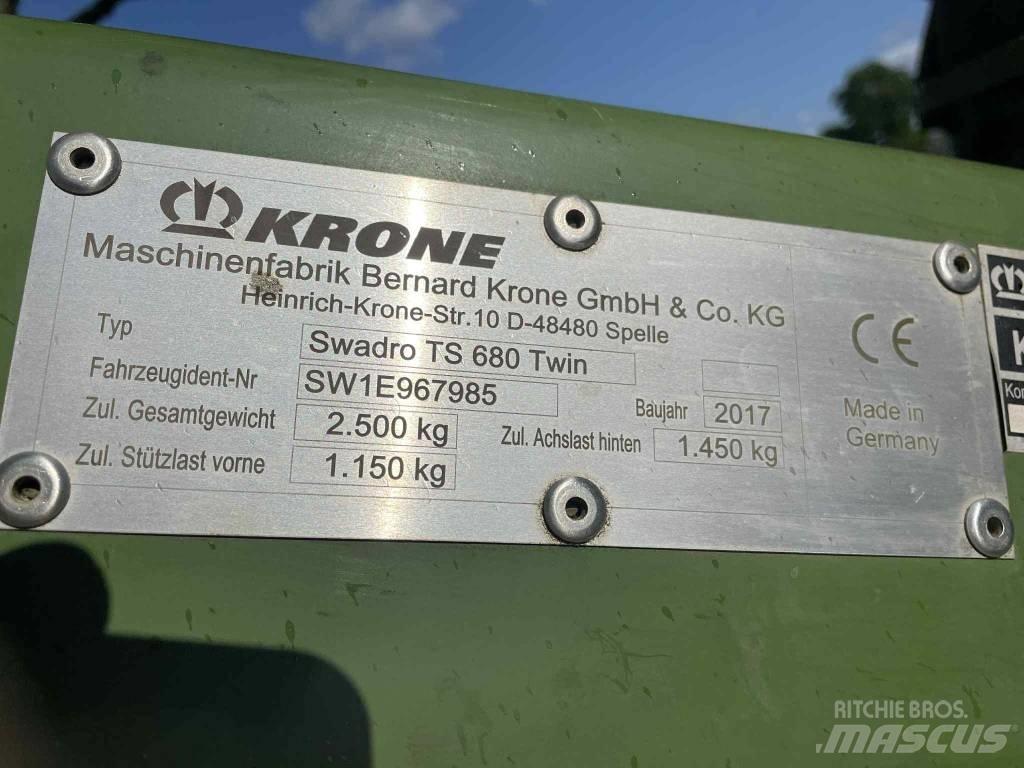 Krone Swadro TS 680 ウィンドローア/レーキ
